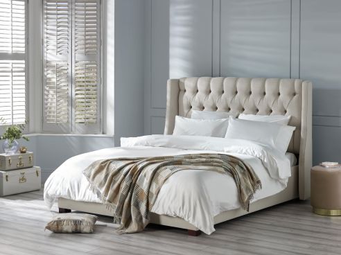 Atwood Luxury Buttoned Bed