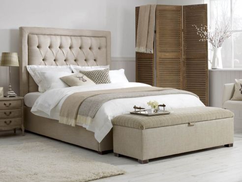 Larkin Elegant Bed
